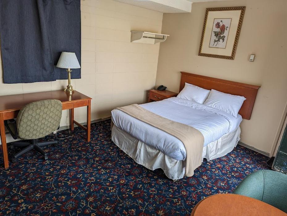 Matador Motel Drayton Valley Kültér fotó