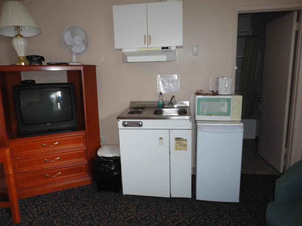 Matador Motel Drayton Valley Szoba fotó